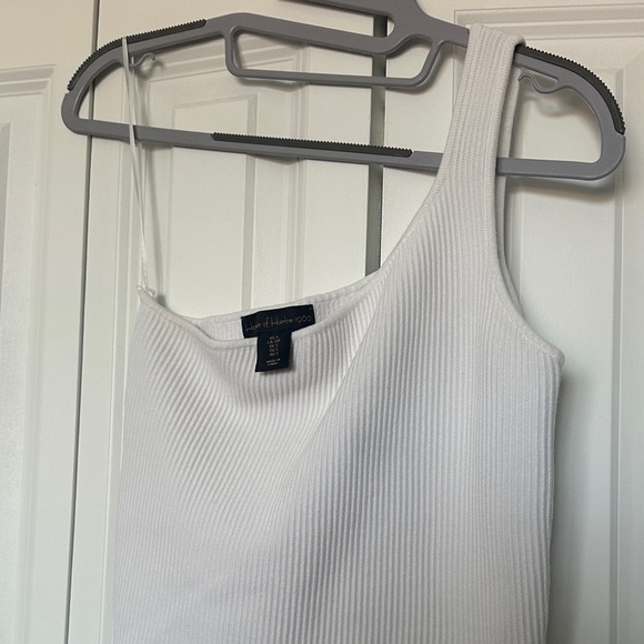 White Ribbed One-Shoulder Top - Picture 3 of 3